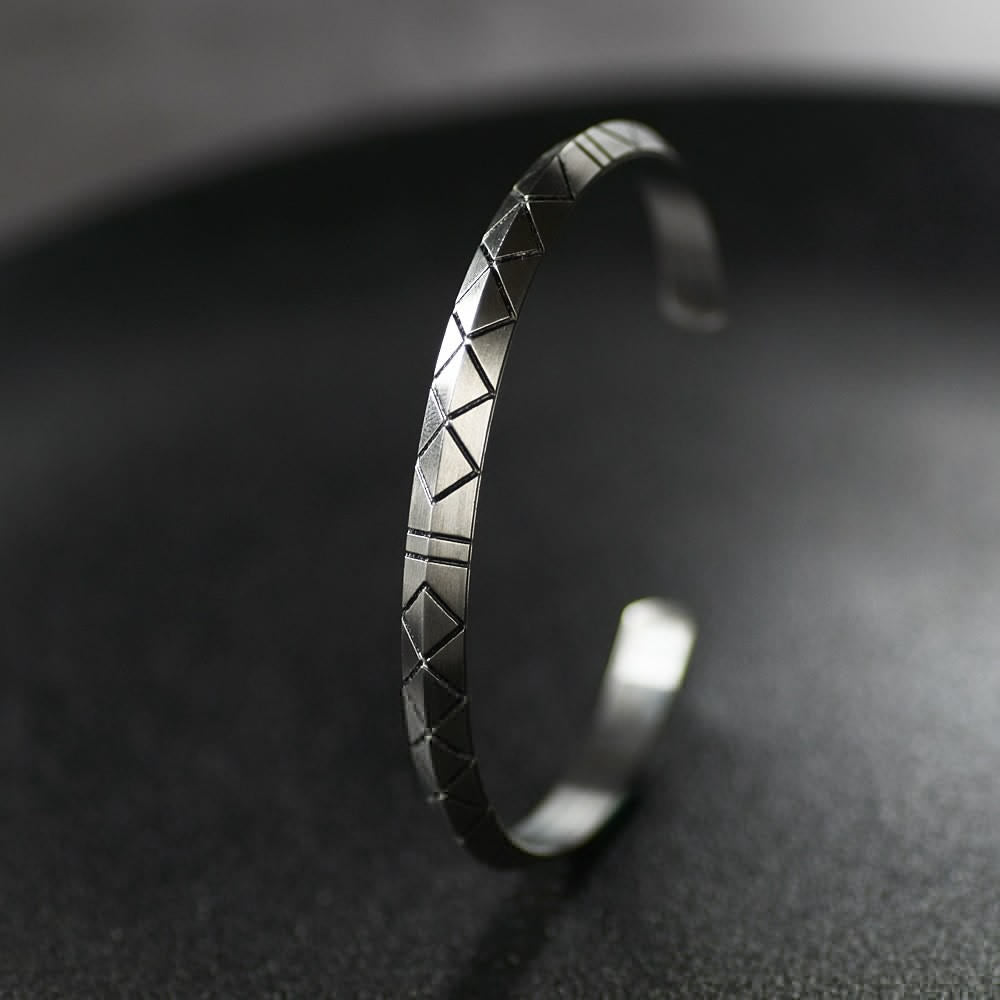 WorldNorse Modern Viking Bangle Cuff Bracelet