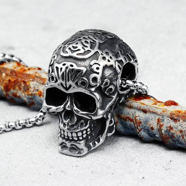 WorldNorse Engraved Skull Head Pendant Necklace