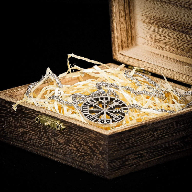 WorldNorse Classic Vegvisir Compass Viking Necklace