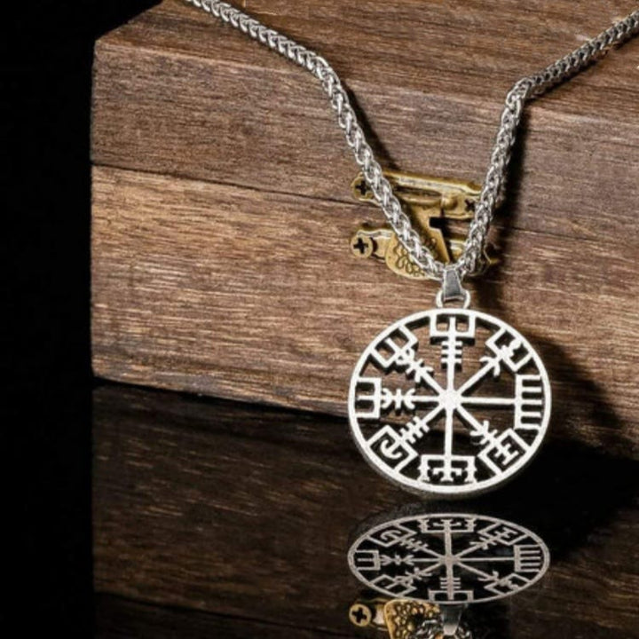 WorldNorse Classic Vegvisir Compass Viking Necklace
