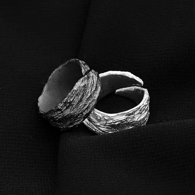 WorldNorse Hammered Fracture Ring