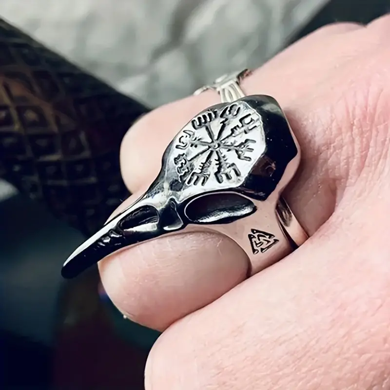 WorldNorse Men's Crow Skull Vegvisir Ring