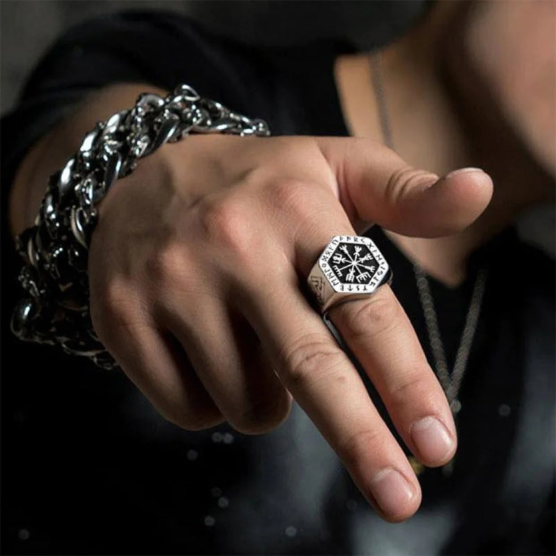 WorldNorse Vegvisir with Valknut Nordic Ring