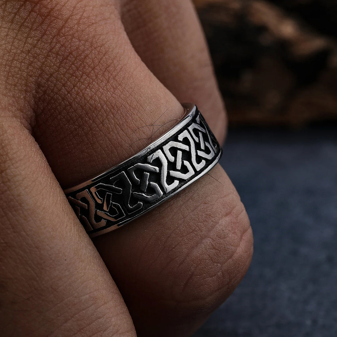 WorldNorse Classic Celtics Spiral Knot Nordic Ring