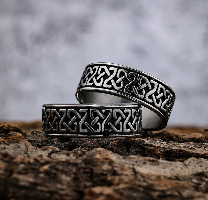 WorldNorse Classic Celtics Spiral Knot Nordic Ring