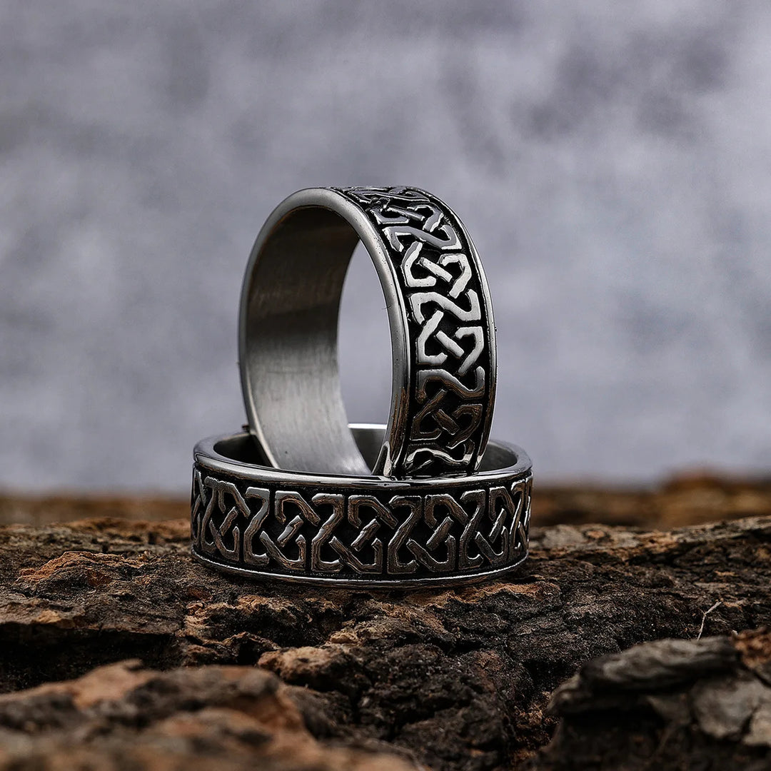 WorldNorse Classic Celtics Spiral Knot Nordic Ring