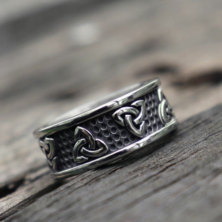 WorldNorse Triple Horn of Odin Norse Viking Ring