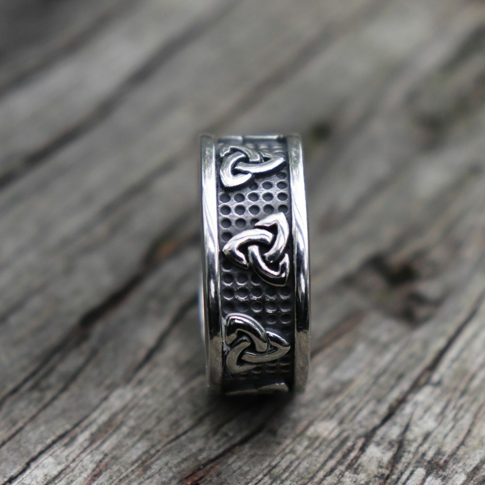 WorldNorse Triple Horn of Odin Norse Viking Ring