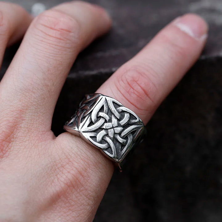 WorldNorse Celtic Knot Stainless Steel Viking Ring