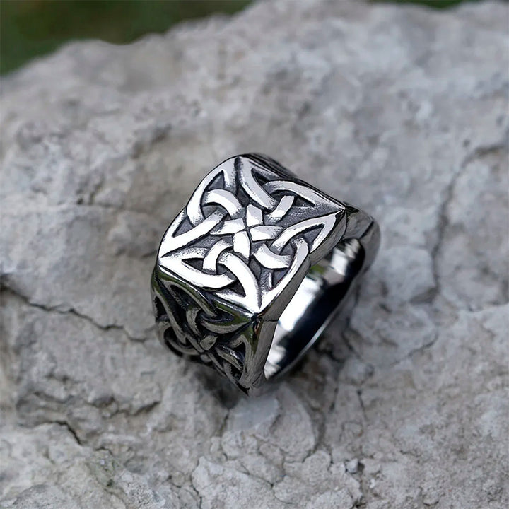 WorldNorse Celtic Knot Stainless Steel Viking Ring - US 13 - image 0