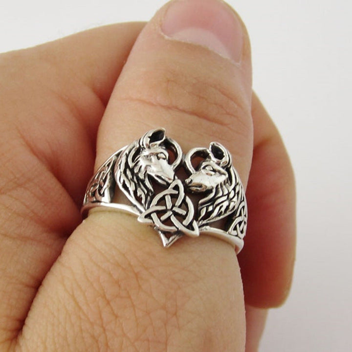 WorldNorse Celtic Trinity Knot Love Wolves Ring