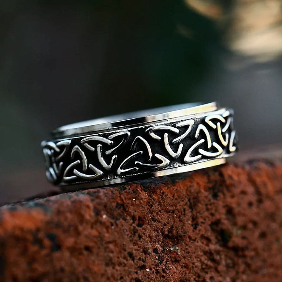 WorldNorse Nordic Viking Totem Celtic Knot Ring - US 13 - image 0