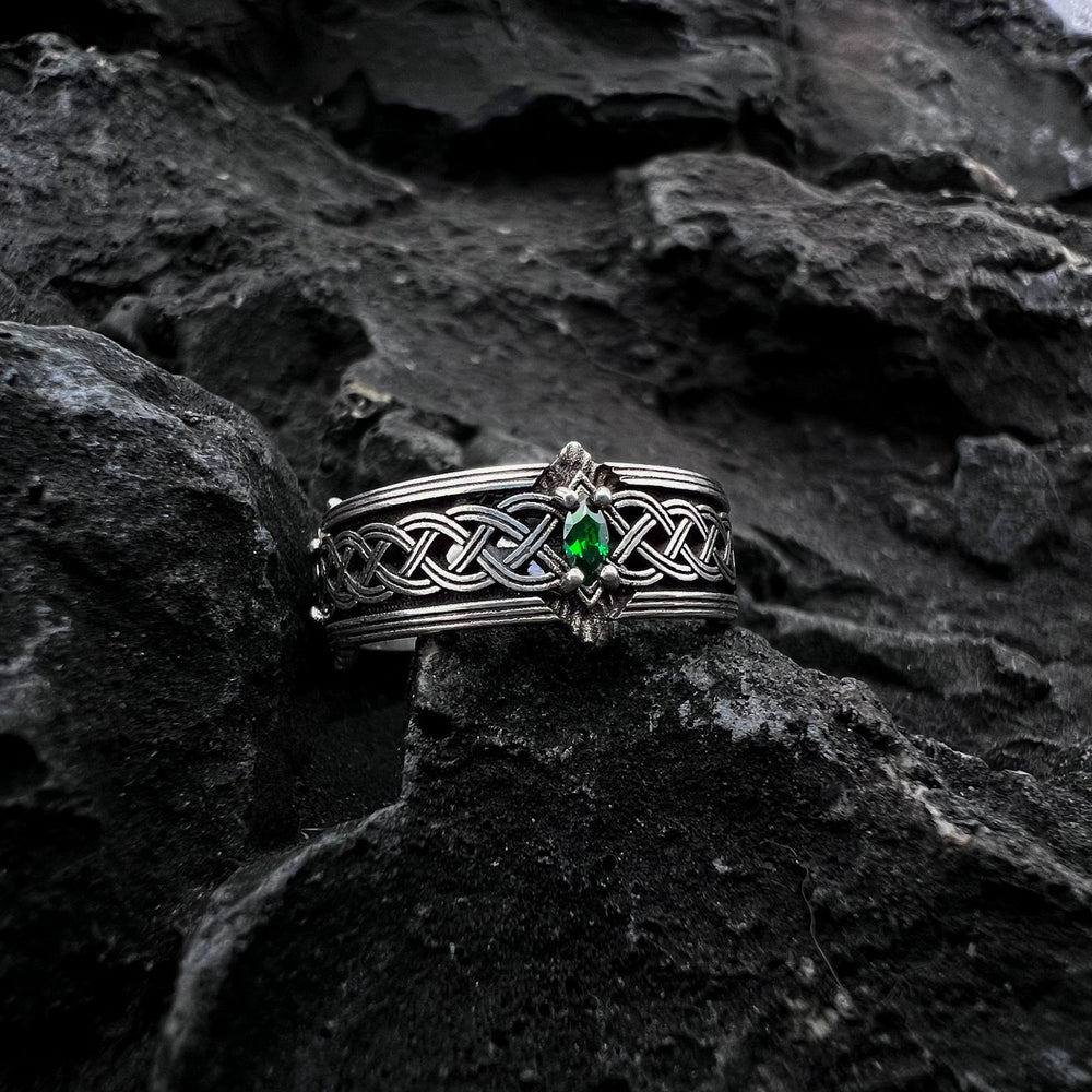WorldNorse Green Gemstone Celtic Pattern Ring - image 1