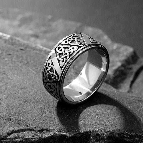 WorldNorse Stainless Steel Nordic Viking Celtic Knot Ring