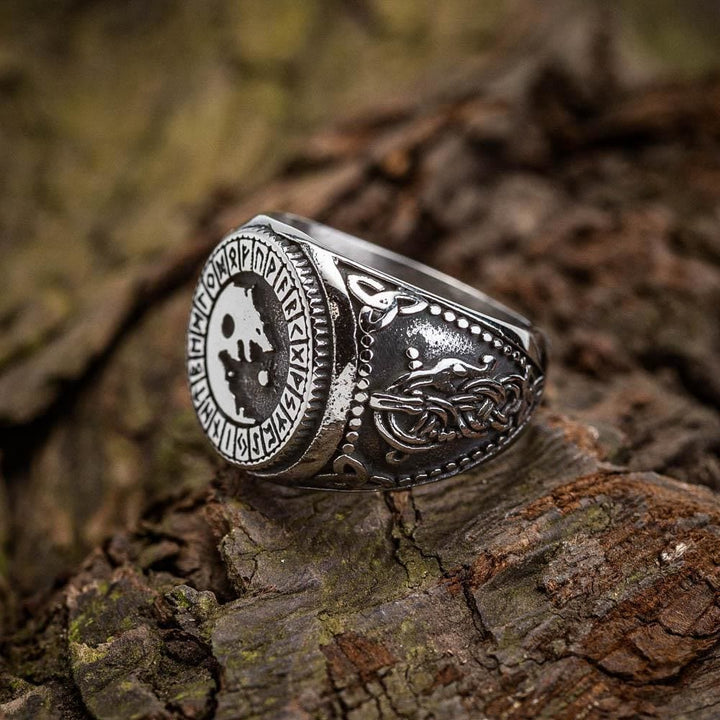 WorldNorse Viking Signet Wolf Rune Ring