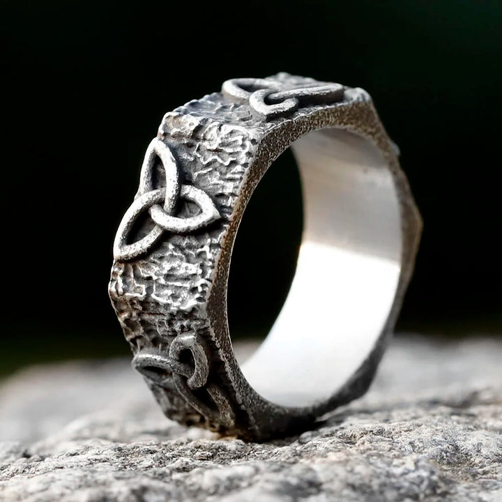WorldNorse Triquetra Infinity Trinity Knot Signet Ring - image 13