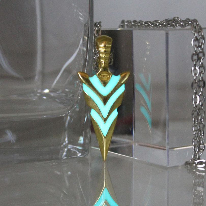 WorldNorse Glow In The Dark Arrowhead Necklace - Bronze#Blue Light - image 3