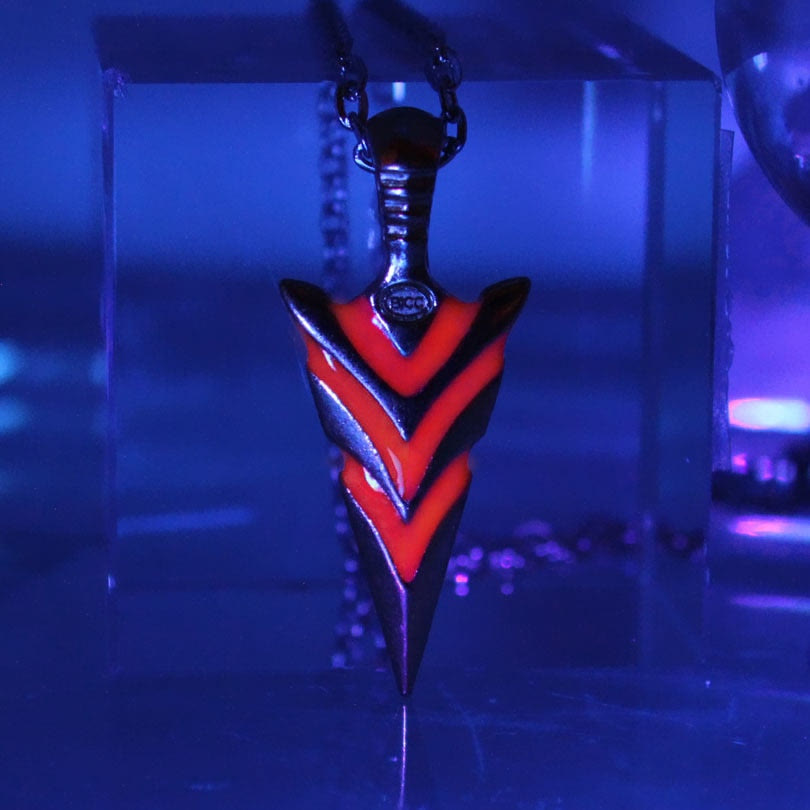 WorldNorse Glow In The Dark Arrowhead Necklace - Gun Metal Plated#Red Light - image 17
