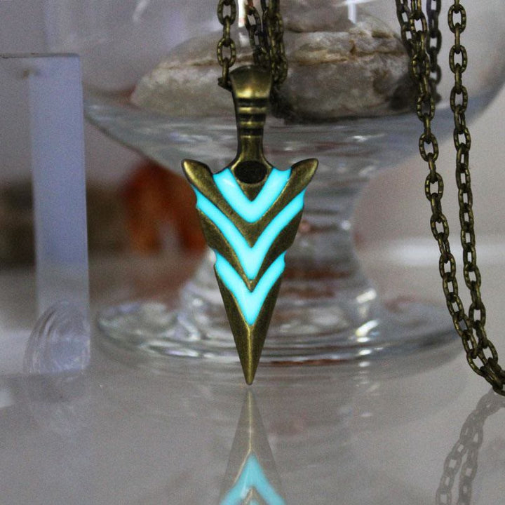WorldNorse Glow In The Dark Arrowhead Necklace - Gold#Blue Light - image 9
