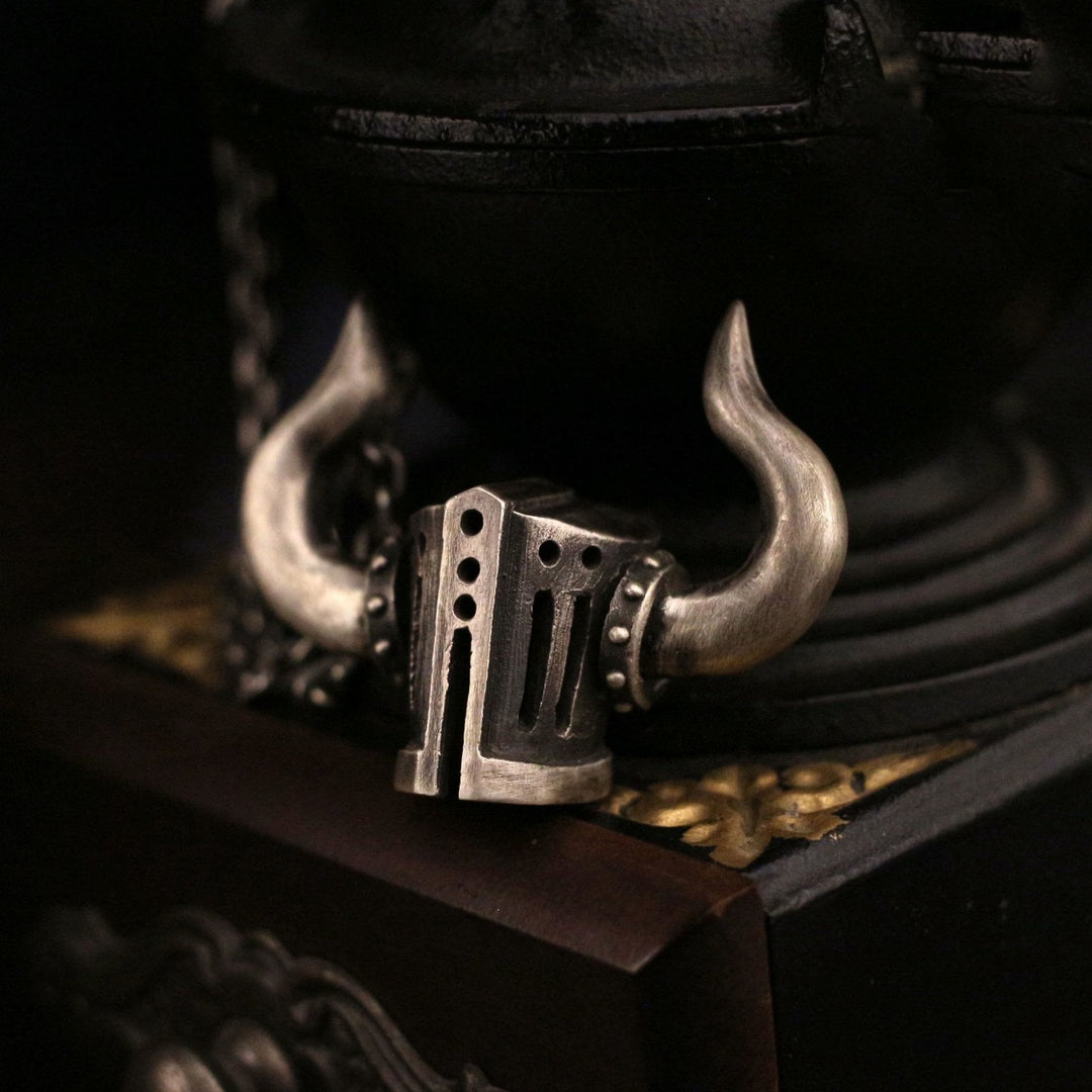 WorldNorse Retro Crusader Horned Heavy Helmet Necklace - image 2