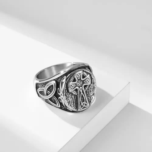 WorldNorse Nordic Gothic Celtic Knot Cross Ring