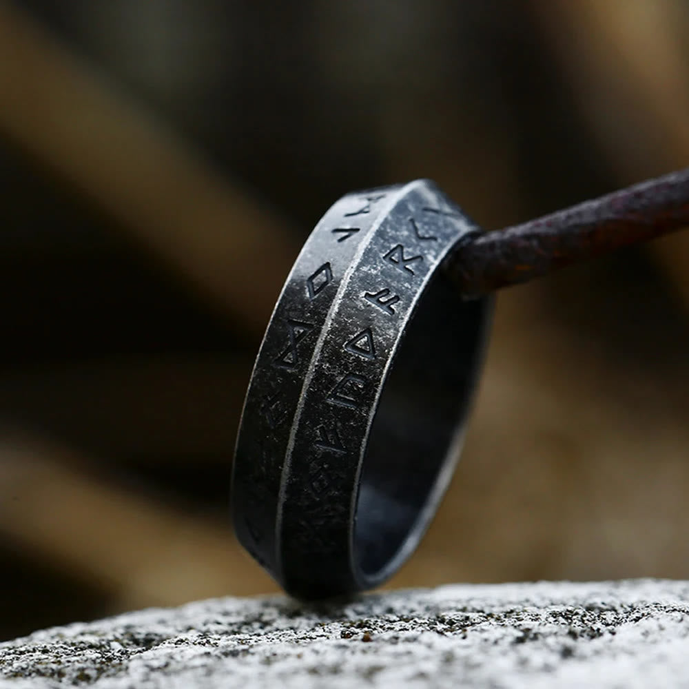 WorldNorse Vintage Viking Rune Retro Silver Black Ring