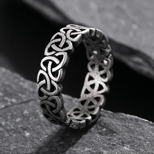 WorldNorse Nordic Triquetra Triangle Concise Ring - image 9