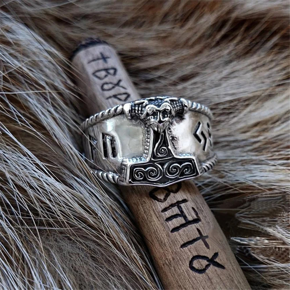 WorldNorse Classic Thor's Hammer Rune Viking Ring