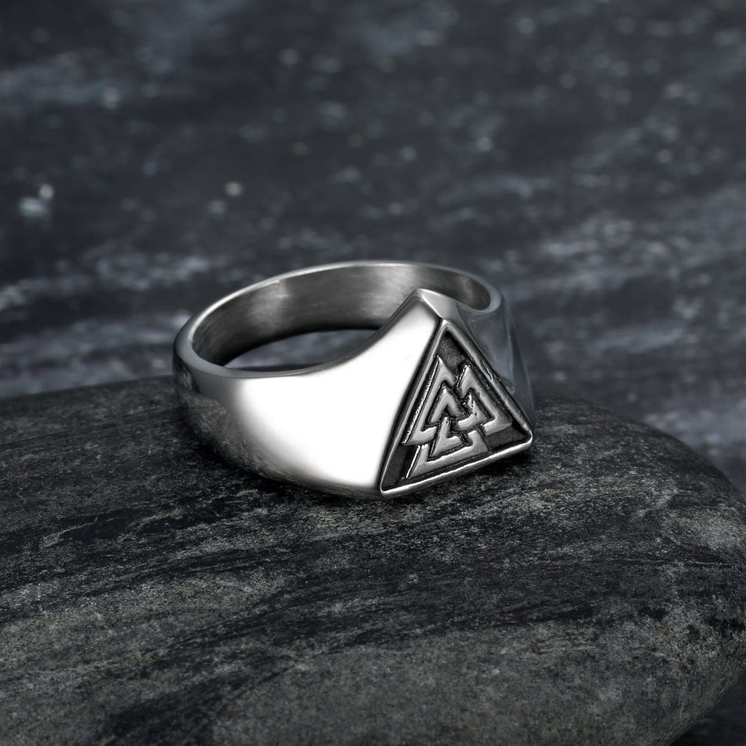 WorldNorse Triangle Viking Myth Valknut Signet Ring - US 14 - image 0