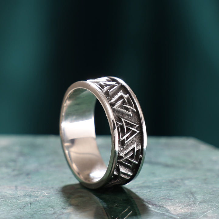 WorldNorse Nordic Vintage Valknut Triangle Knot Ring
