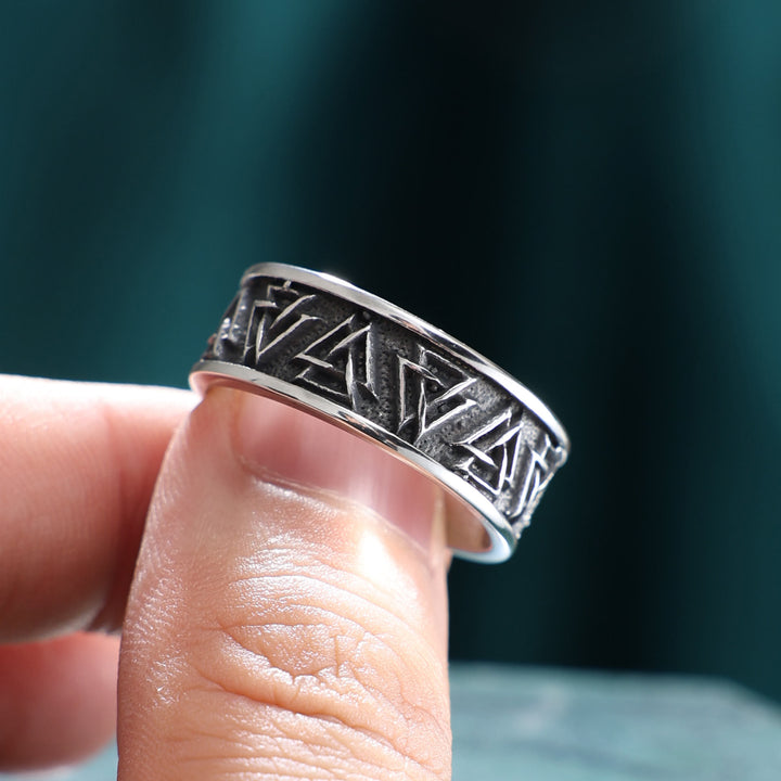 WorldNorse Nordic Vintage Valknut Triangle Knot Ring
