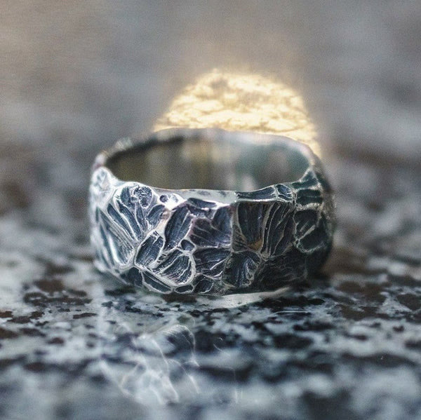 WorldNorse Vintage Unique Odin Valknut Domineering Ring