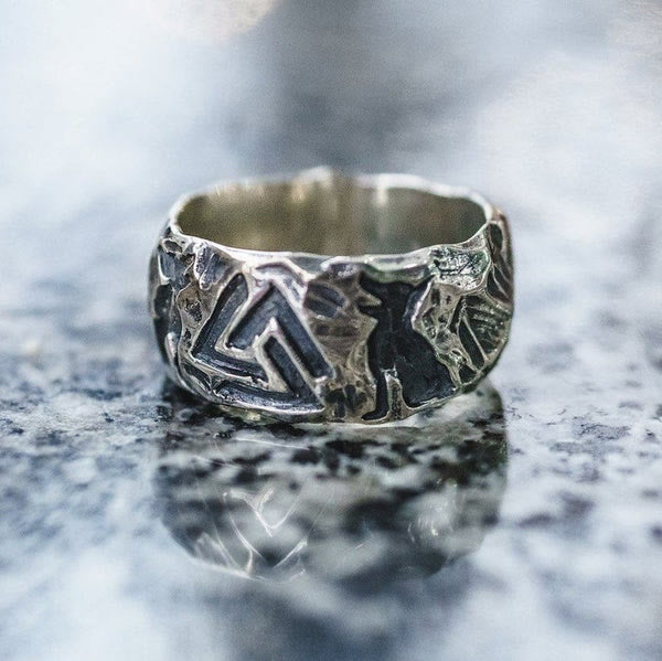 WorldNorse Vintage Unique Odin Valknut Domineering Ring