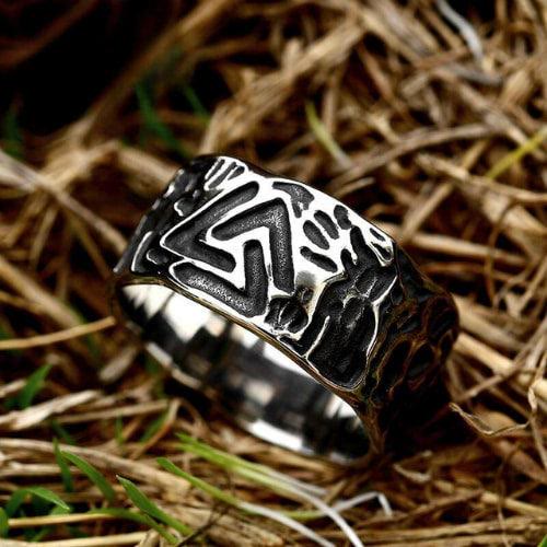 WorldNorse Vintage Unique Odin Valknut Domineering Ring