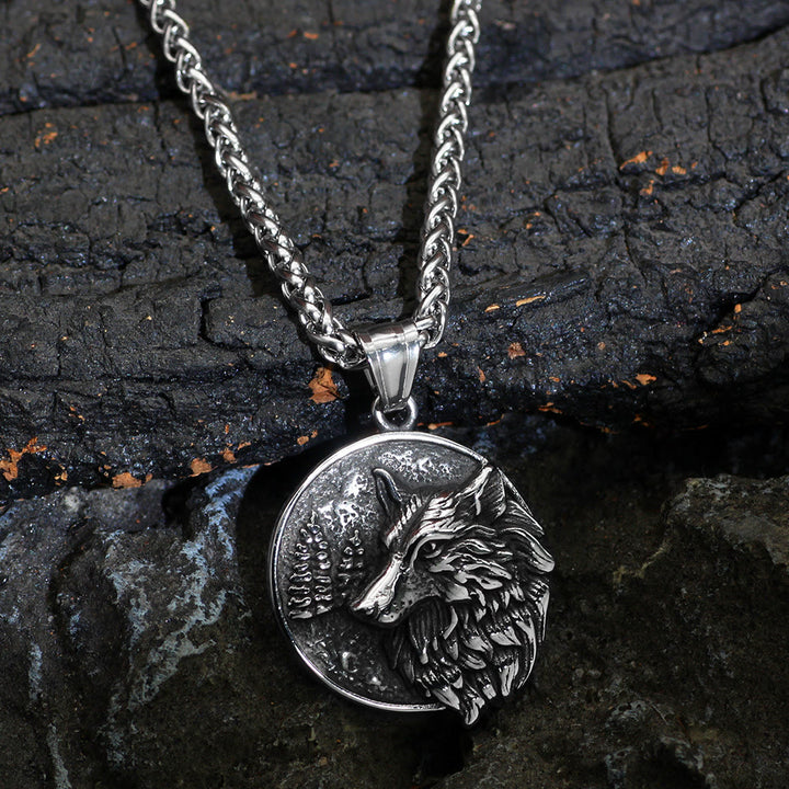 WorldNorse Men's Viking Wolf Necklace