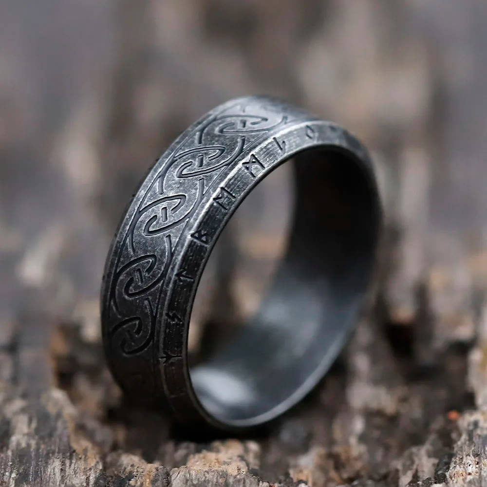 WorldNorse Retro Rune Celtic Knot Ring