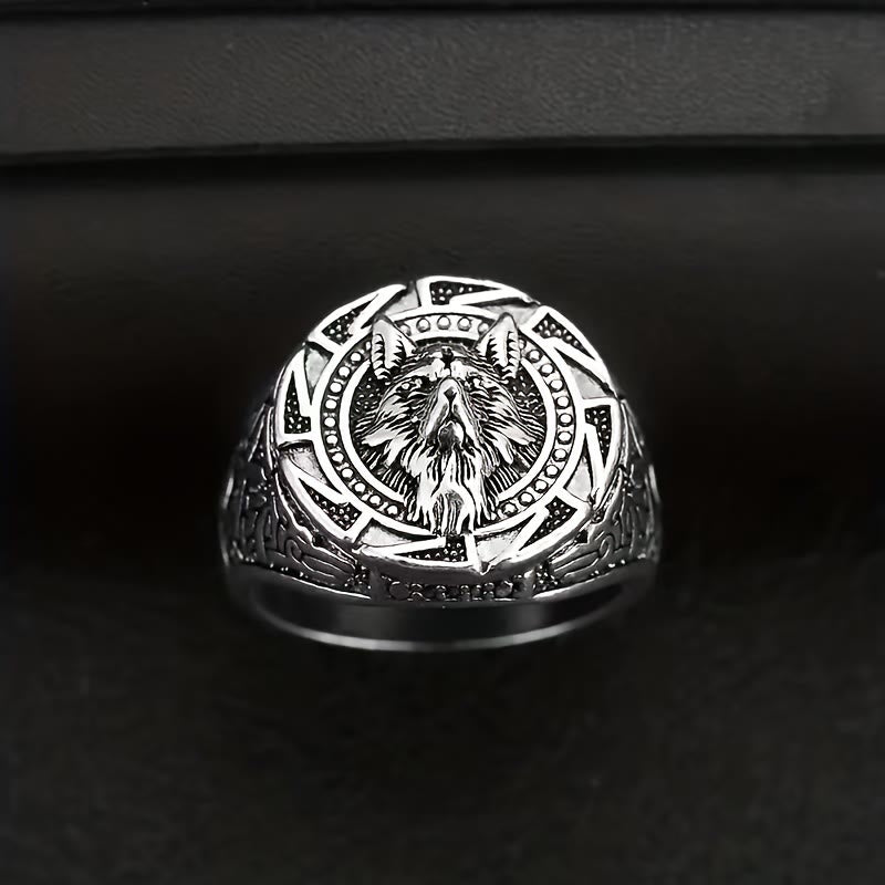 WorldNorse Wolf Head Totem Ring