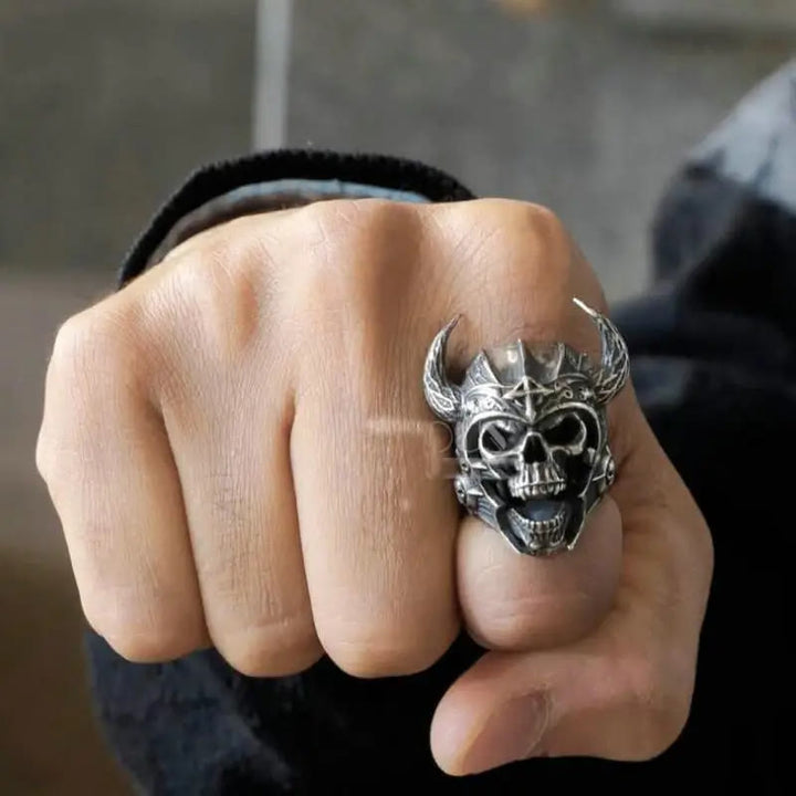 WorldNorse Ox Horn Skull Head Ring