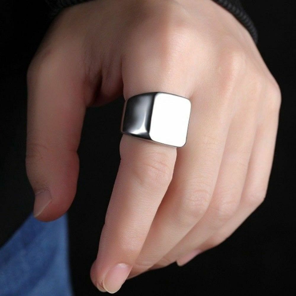 WorldNorse Light Surface Polished Square Punk Ring