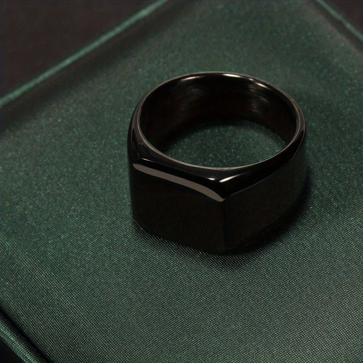 WorldNorse Light Surface Polished Square Punk Ring