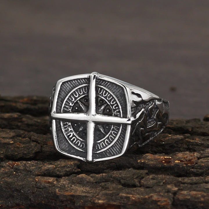 WorldNorse Pirate Compass Cross Stainless Steel Ring