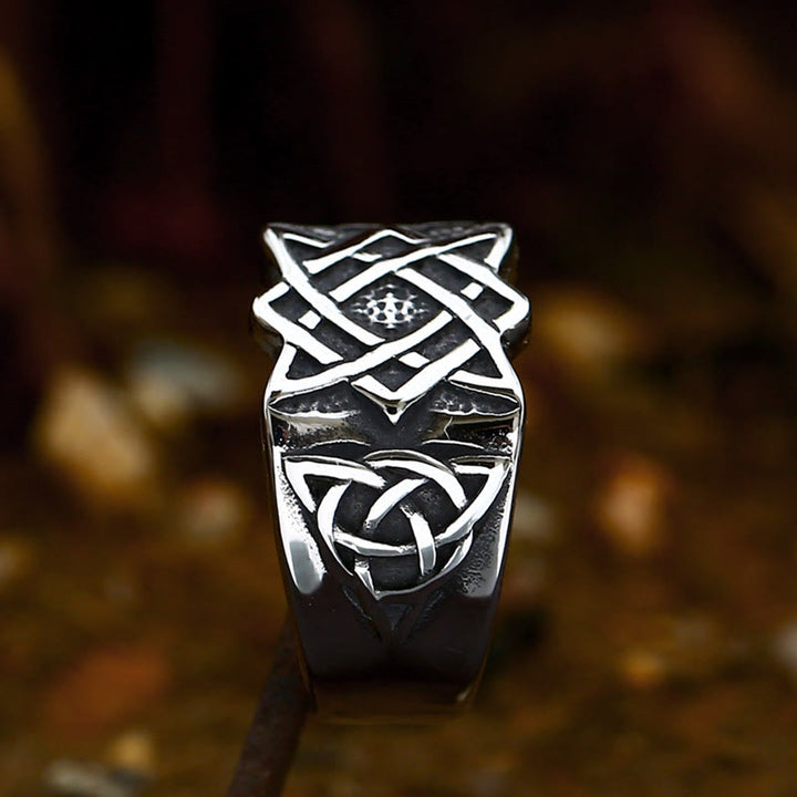 WorldNorse Men Triquetra Biker Ring