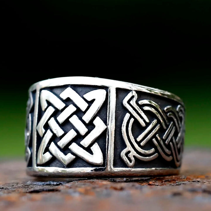 WorldNorse Celtic Knot  Signet Ring