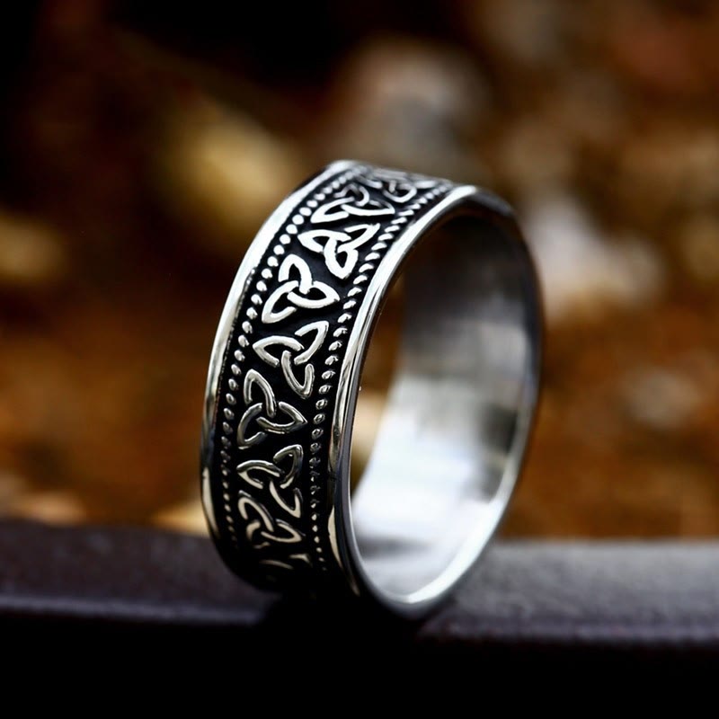 WorldNorse Nordic Triquetra Celtic Ring - US 13 - image 0