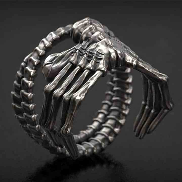 Flash Sale - Alien Facehugger Claw Skull Ring