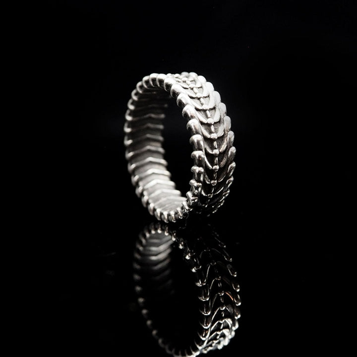 WorldNorse 925 Sterling Silver Animal Spine Ring