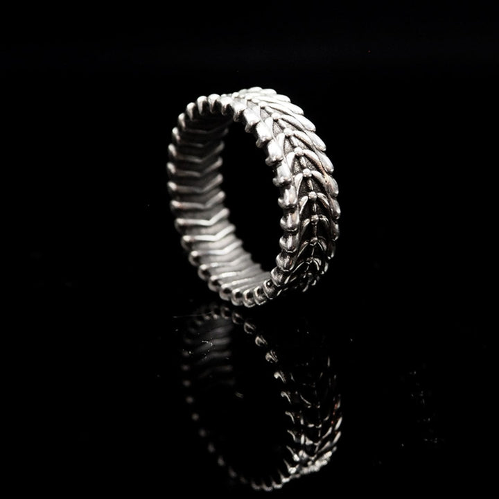 WorldNorse 925 Sterling Silver Animal Spine Ring