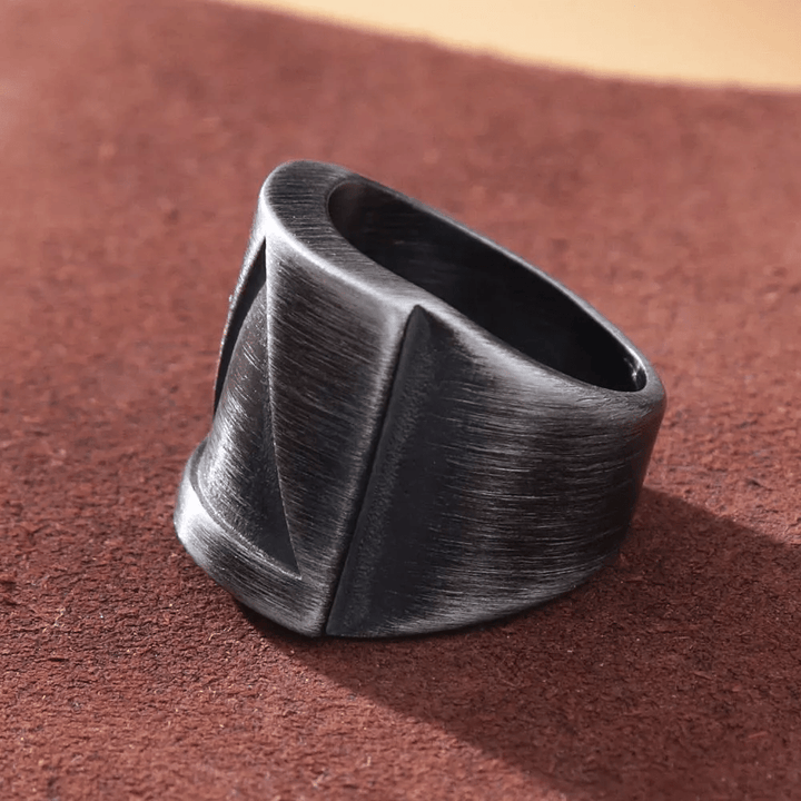 WorldNorse Vintage Valknut Triangle Cutout Biker Ring