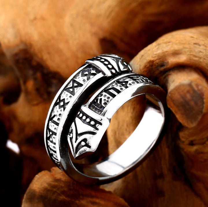 WorldNorse Double Dragon Head With Rune Ring