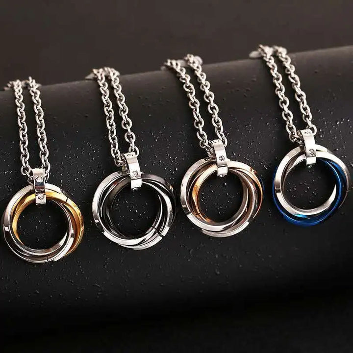 WorldNorse Three Interlocking Circle Ring Necklace